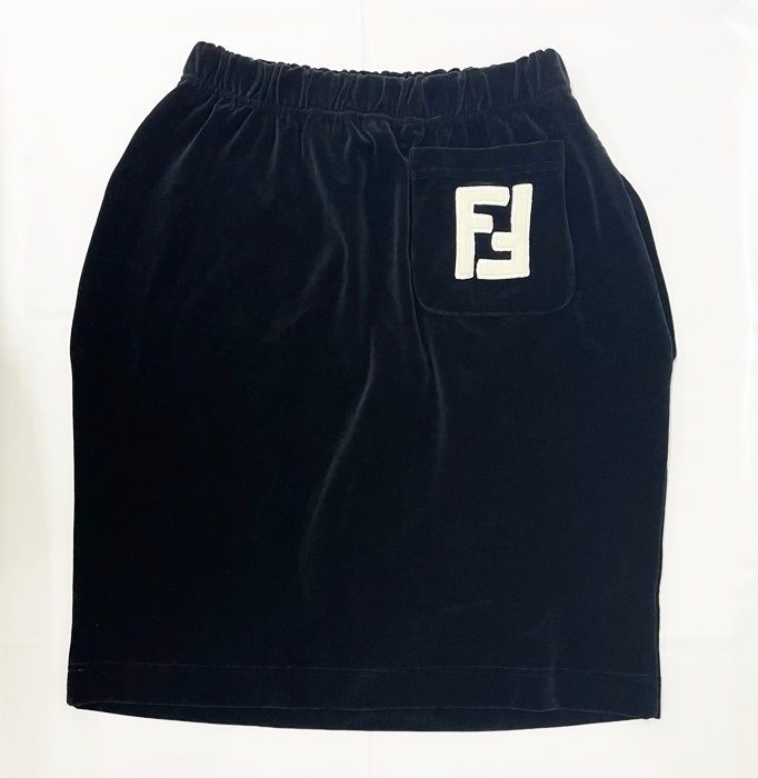 ◇美品◇FENDI【フェンディ】ベロア ブラック M011 - メルカリ