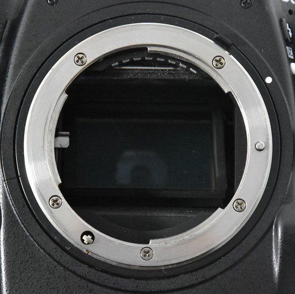 【訳あり】Nikon D810 デジタル一眼レフカメラ と MB-D12 訳あり】Nikon D810 デジタル一眼レフカメラ と MB-D12 訳あり
