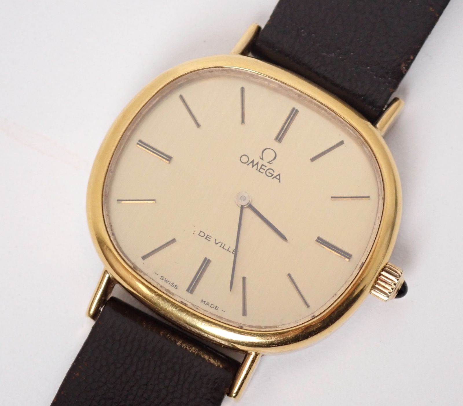 OMEGA De Ville ゴールド　腕時計　【稼働】 オメガ 腕時計 稼働 クオーツ ゴールド文字盤 デビル クォーツ