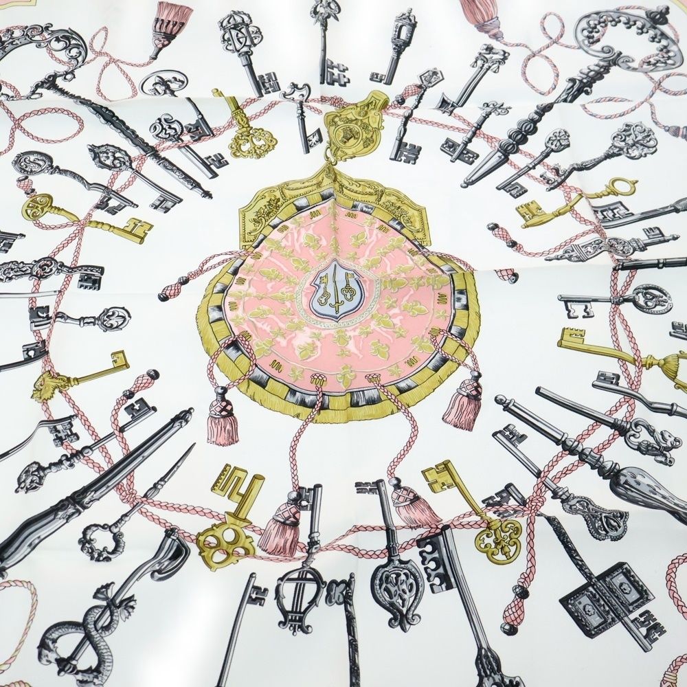 【未使用】エルメス HERMES カレ90 LES CLES 鍵 ピンク HERMES (エルメス) カレ90 LES CLES スカーフ ピンク シルク