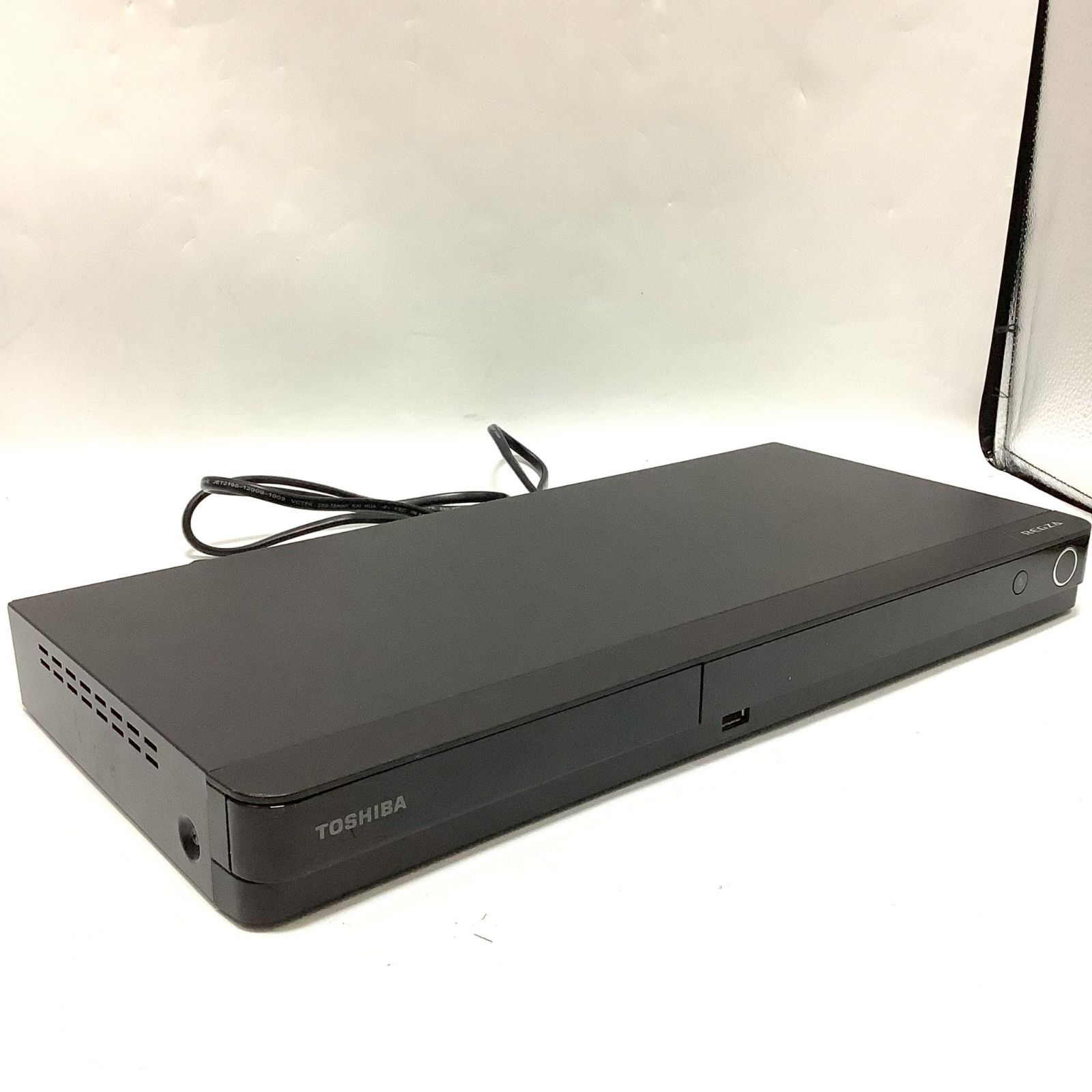 東芝 レグザブルーレイ 3チューナー／1TB DBR-T1010 HDD