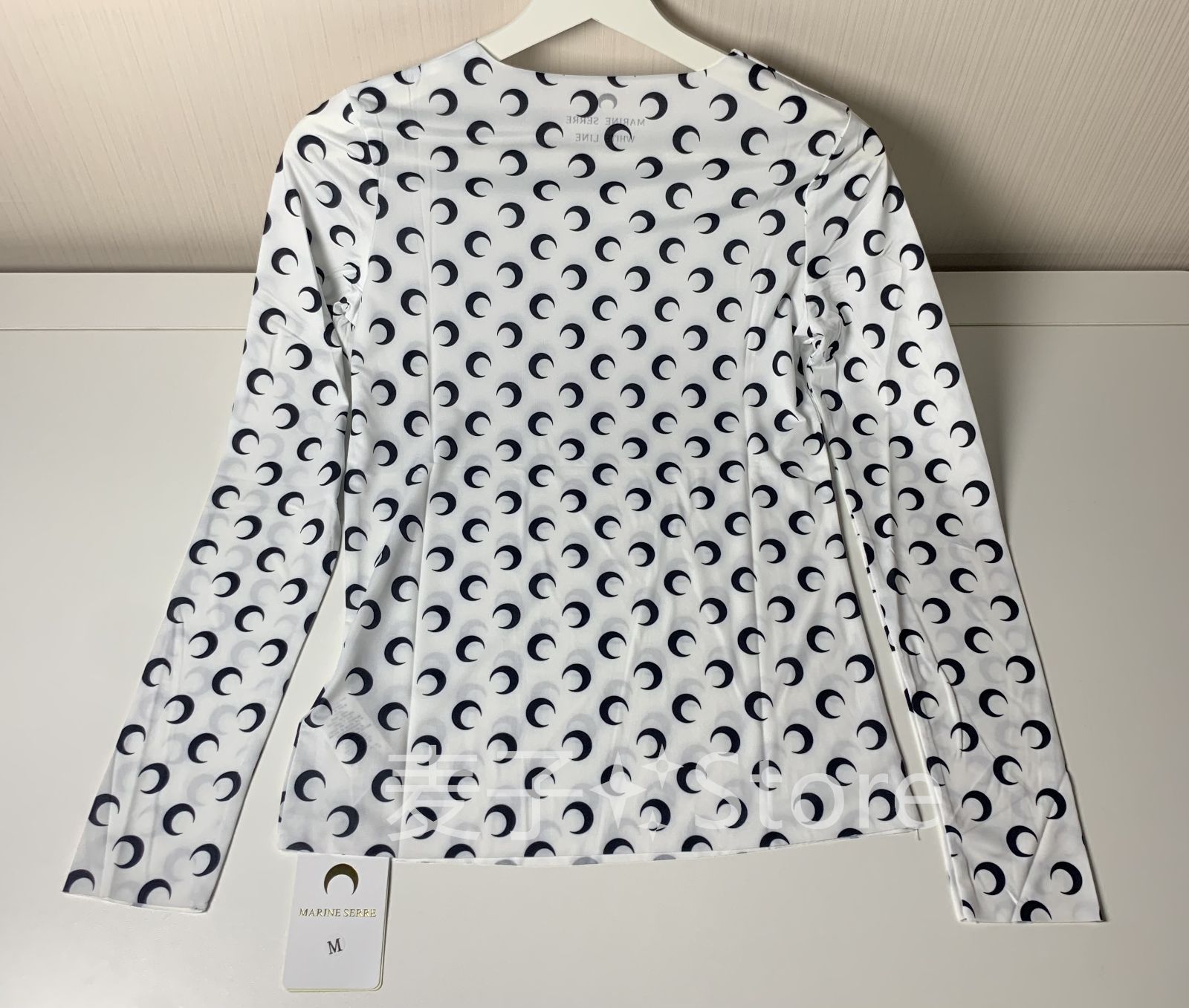 長袖Tシャツ