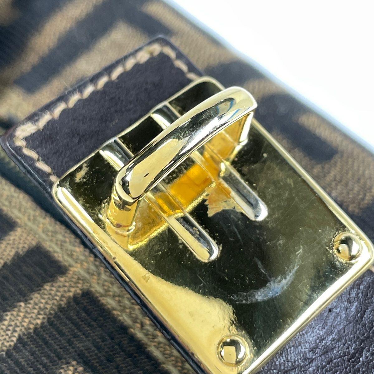 FENDI フェンディ バニティバッグ 化粧ポーチ コスメ入れ メイクポーチ FENDI フェンディ バニティバッグ 化粧ポーチ コスメ入れ メイクポーチ