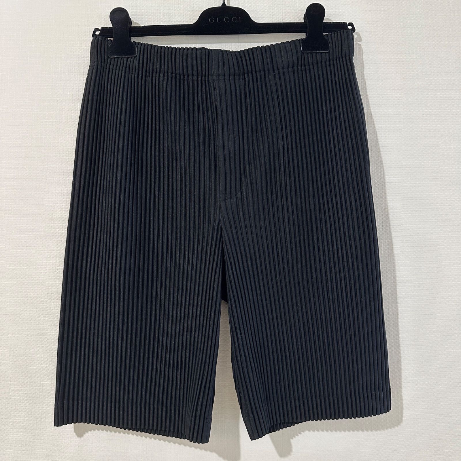 HOMME PLISSE ISSEY MIYAKE ショーツ MONTHLY COLOR MAY - メルカリ