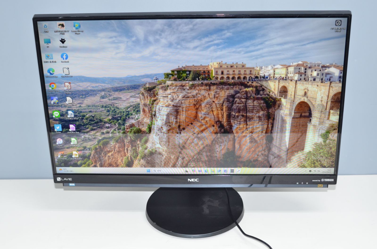 NEC DA770/H　i7/7500U/SSD512GB/8GB/23インチ 中古一体型パソコン NEC DA770/G Windows11+office core i7