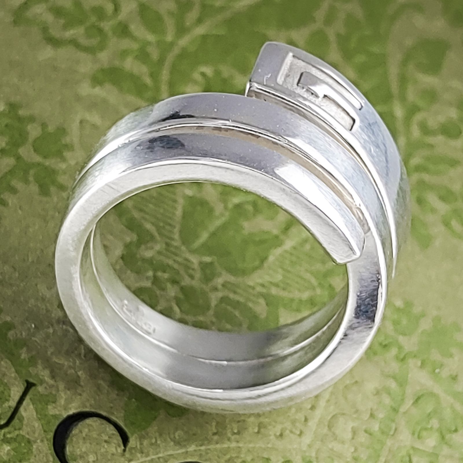 Gucci グッチ スパイラル スネーク リング 約11号 (内径16.4mm