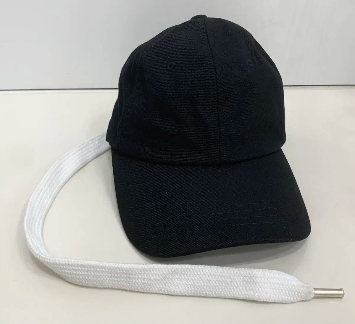 PEACEMINUSONE 黒 ストラップキャップ