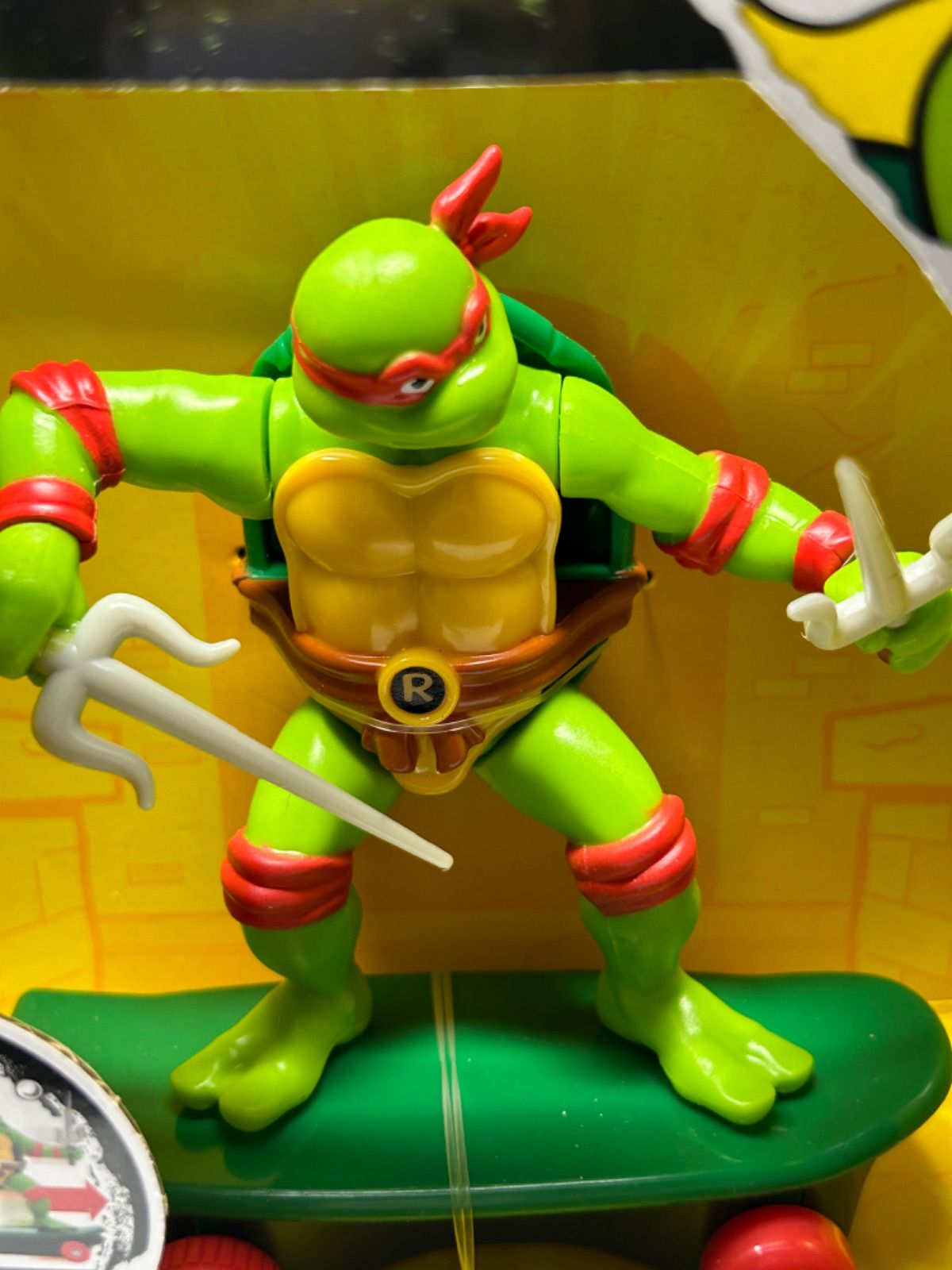 TEENAGE MUTANT NINJA TURTLES ミュータントタートルズ　ラファエロ　フィギュア