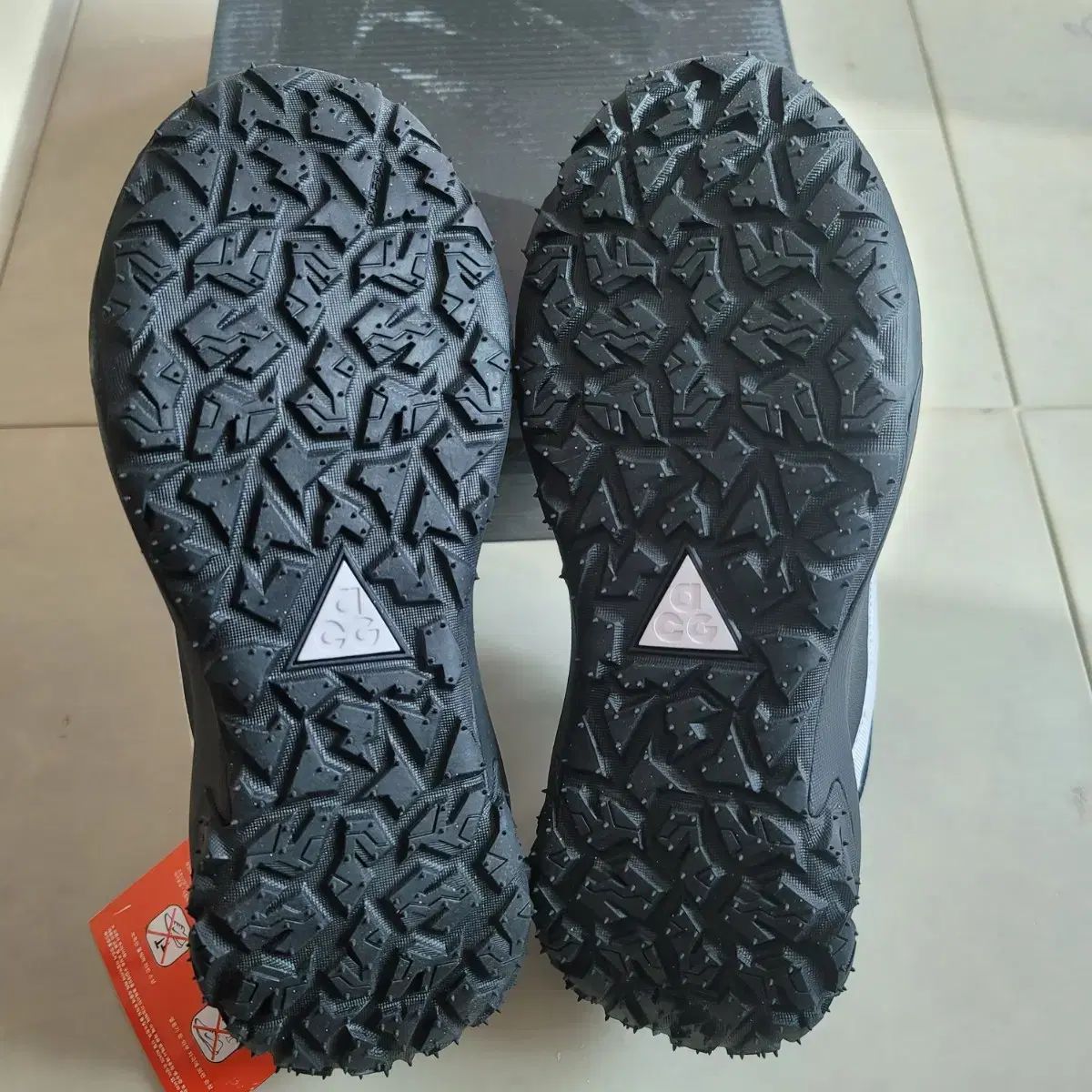 ナイキ ACG マウンテン フライ 2 ロー SP 265 OLIVEOS_COM_TR