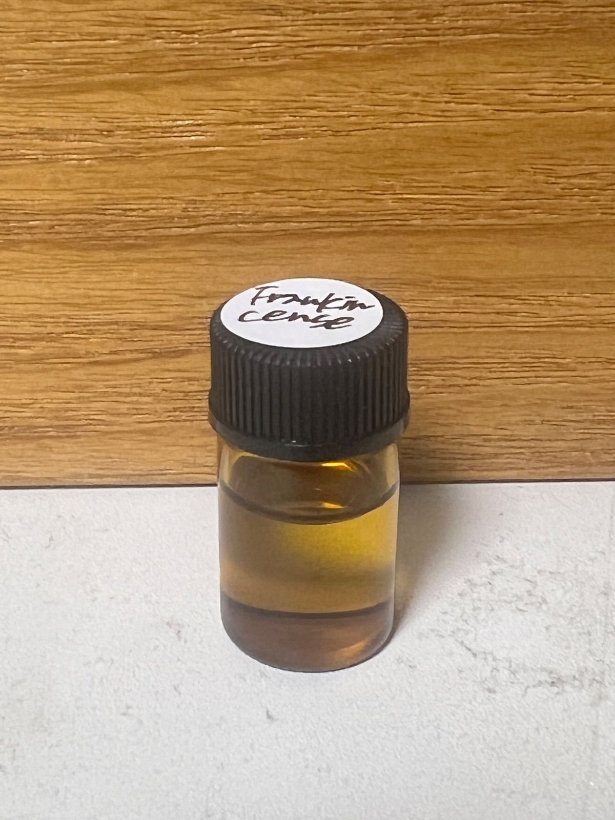 ドテラ　メリッサ　フランキンセンス 楽天市場】ドテラ フランキンセンス アロマオイル 15mL doTERRA
