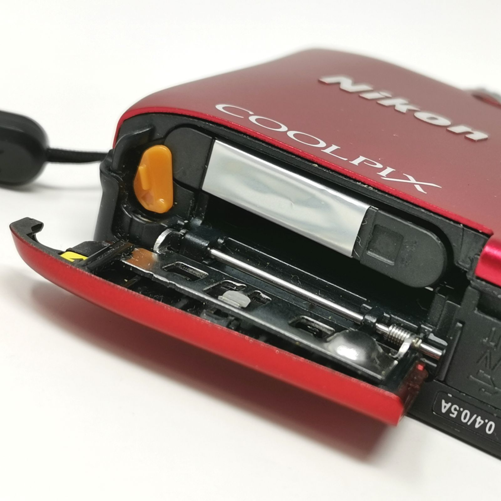 ニコン coolpix a100 デジカメ レッド 箱あり 動作確認済み デジタル 