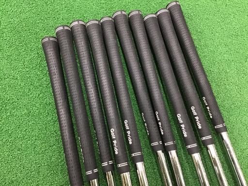 中古】 ブリヂストン TOURSTAGE V7000 8S アイアンセット IR