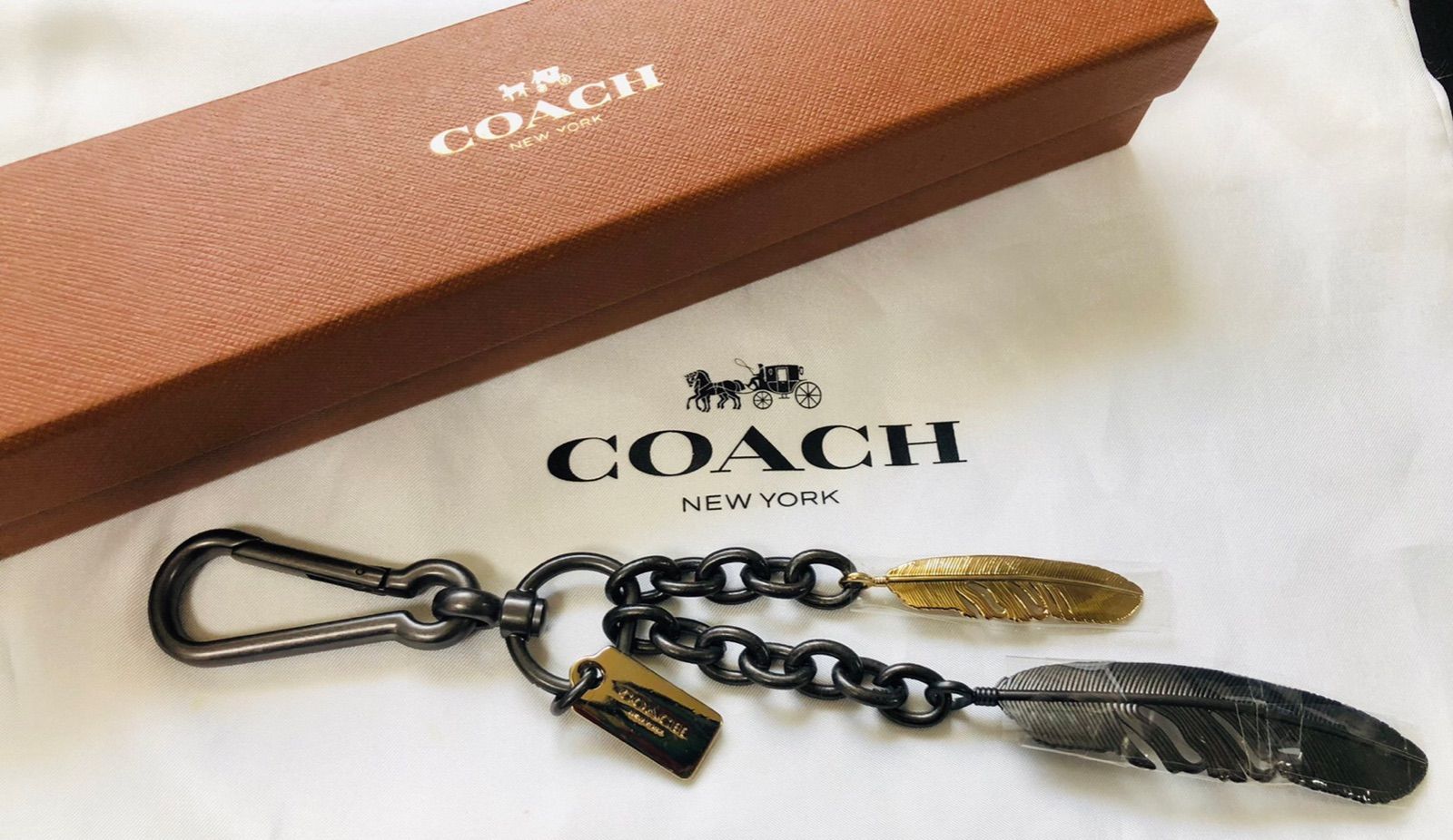 未使用美品 COACH コーチ バッグチャーム キーホルダー 羽 フェザー