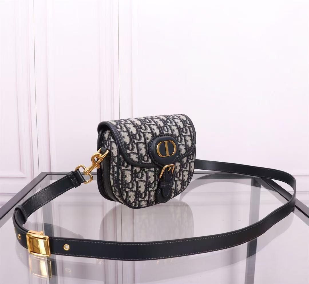 B1442☆Sサイズ☆オフ白/微光沢サテン/スタンダードドレス☆社交ダンス