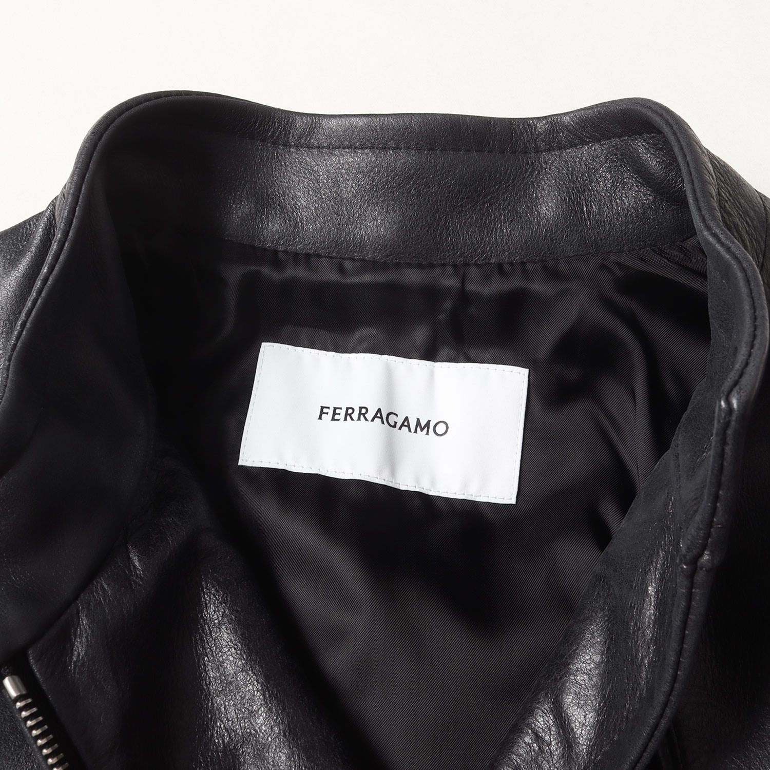 サルヴァトーレ フェラガモ