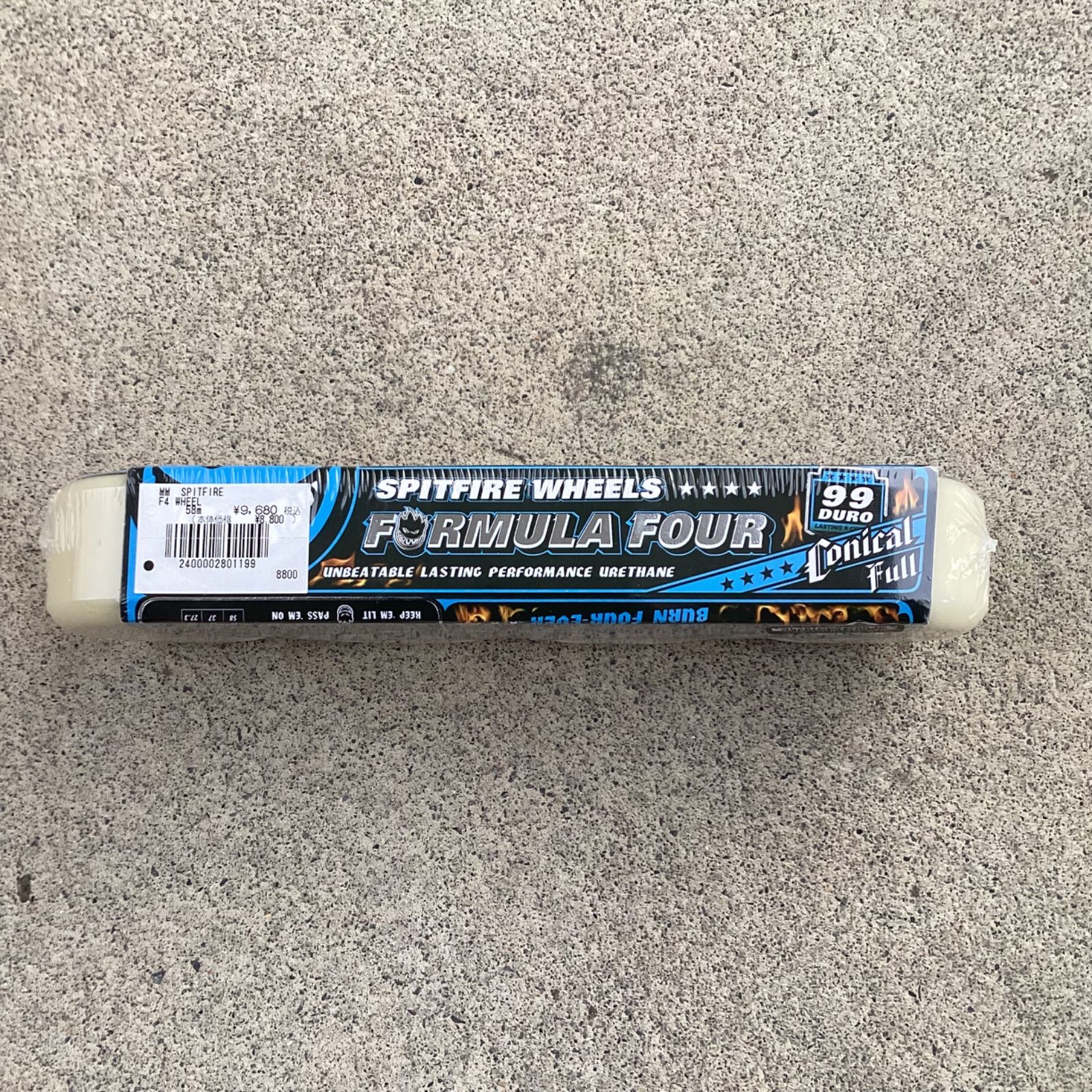 SPITFIRE FORMULA FOUR 99 DURO ウィール58mm スケートボード