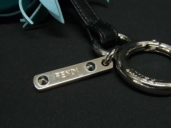 □新品同様□ FENDI フェンディ ポンポンチャーム ファー キーホルダー  