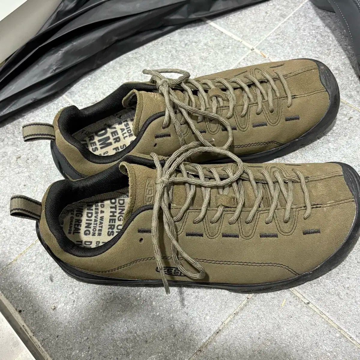 KEEN キーン ジャスパー カンティン 黒 275