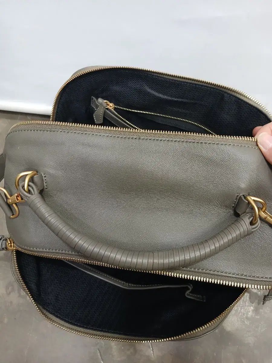 最高の品質！ ハンサム ルージュアンドラウンジ トート兼クロスバッグ 【国内未発売モデル】