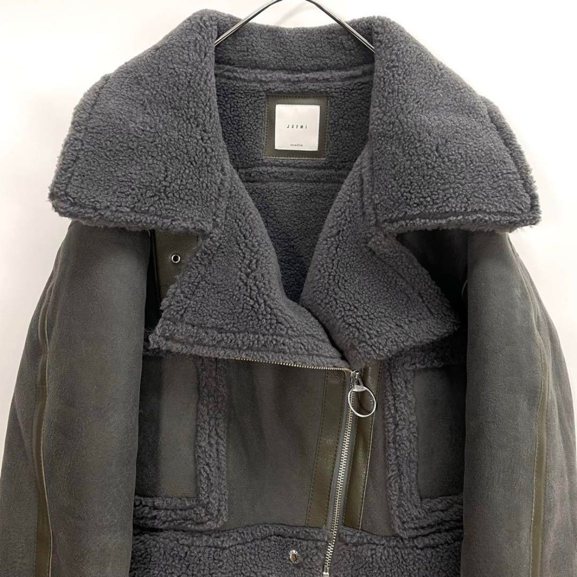 【極美品】juemi ジュエミ　ムートンジャケット　ショート丈　ジャケット JUEMI ジュエミ ショートムートンジャケット Seam Tape Short