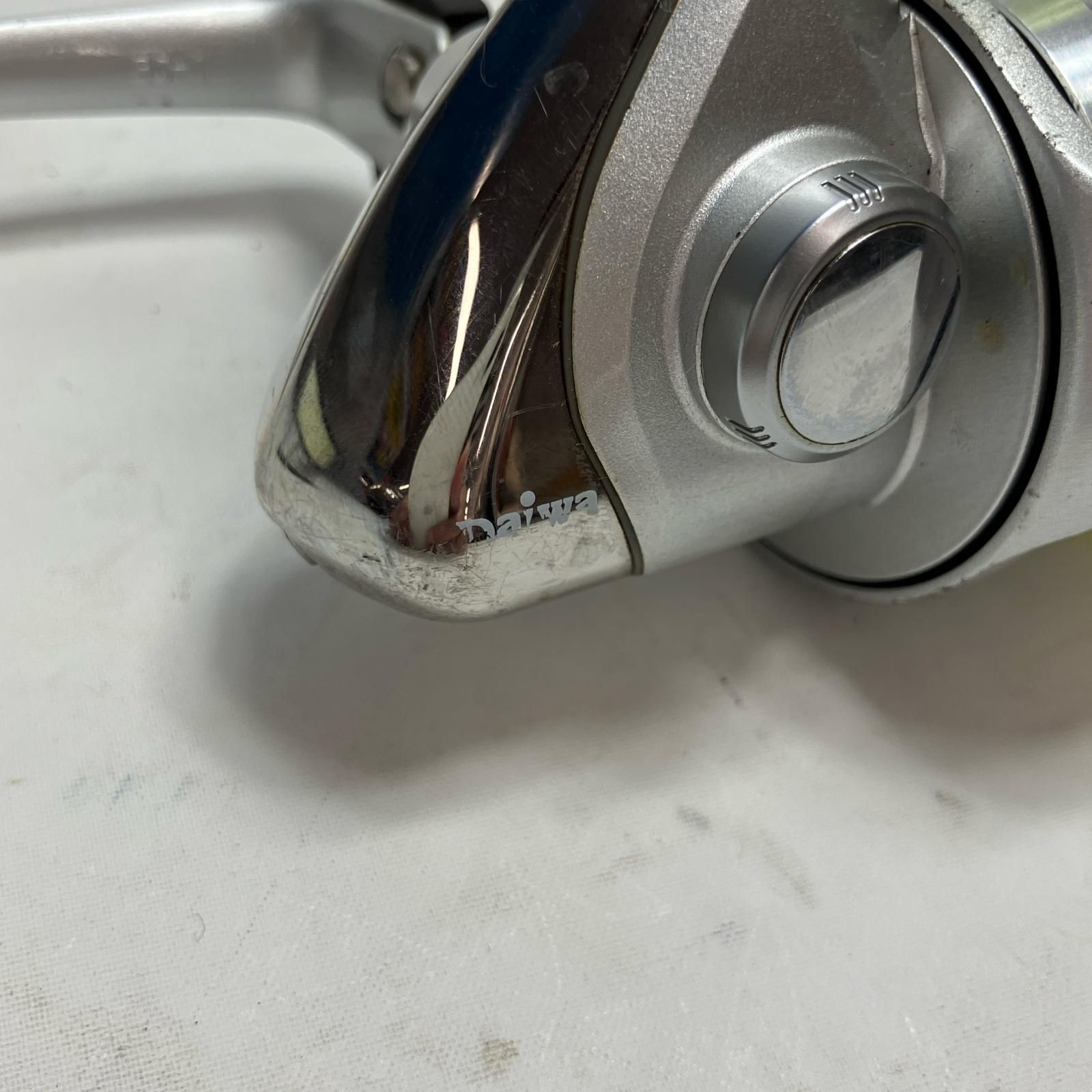 リール スピニングリール