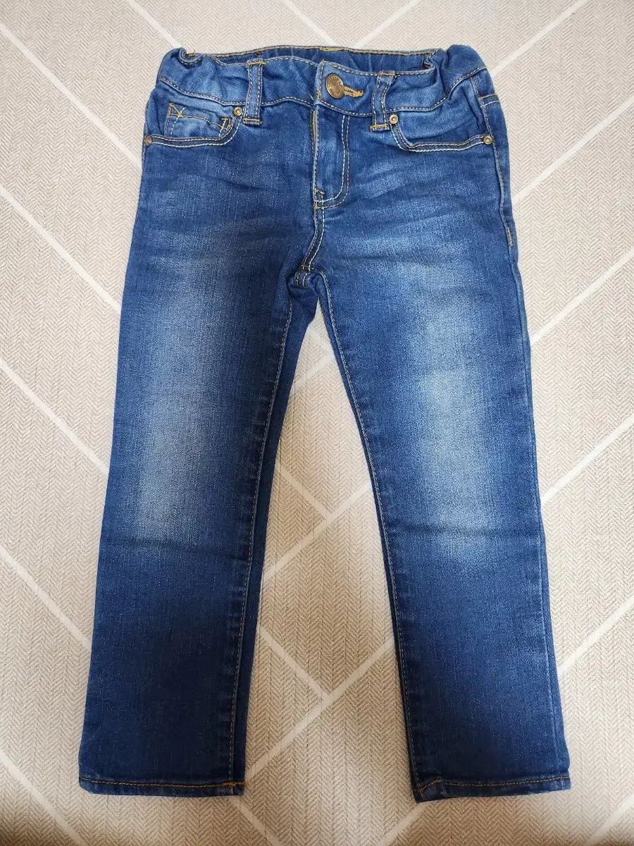 ザラ・ガールズ 2 3 肉体 デニム