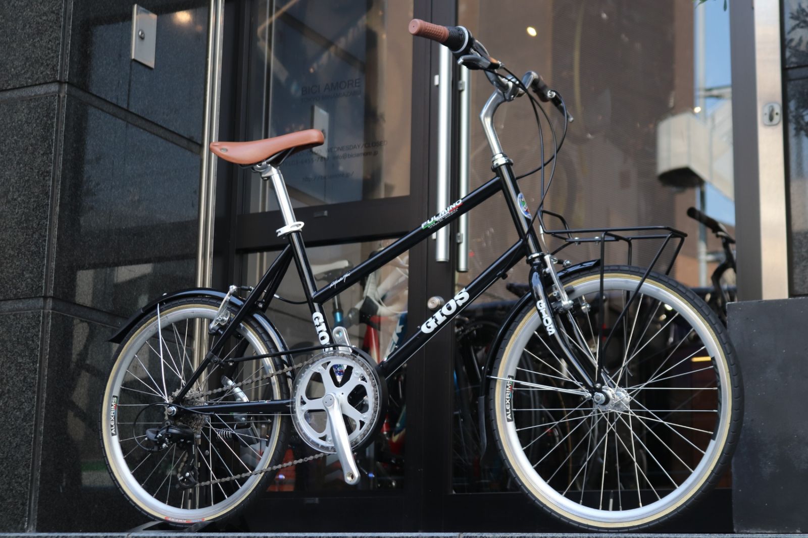 TREK 「トレック」 DOMANE 2.3 2015年モデル ロードバイク