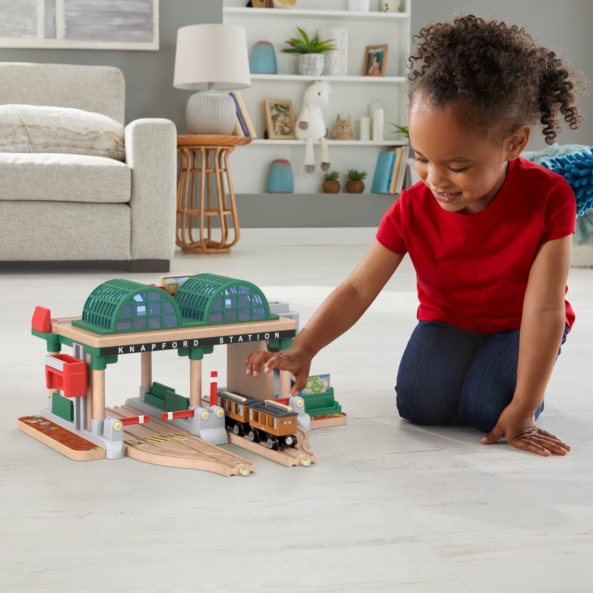 きかんしゃトーマス 木製レールシリーズ Thomas アニーとクララベルのナップフォードステーション 3才 HBJ82