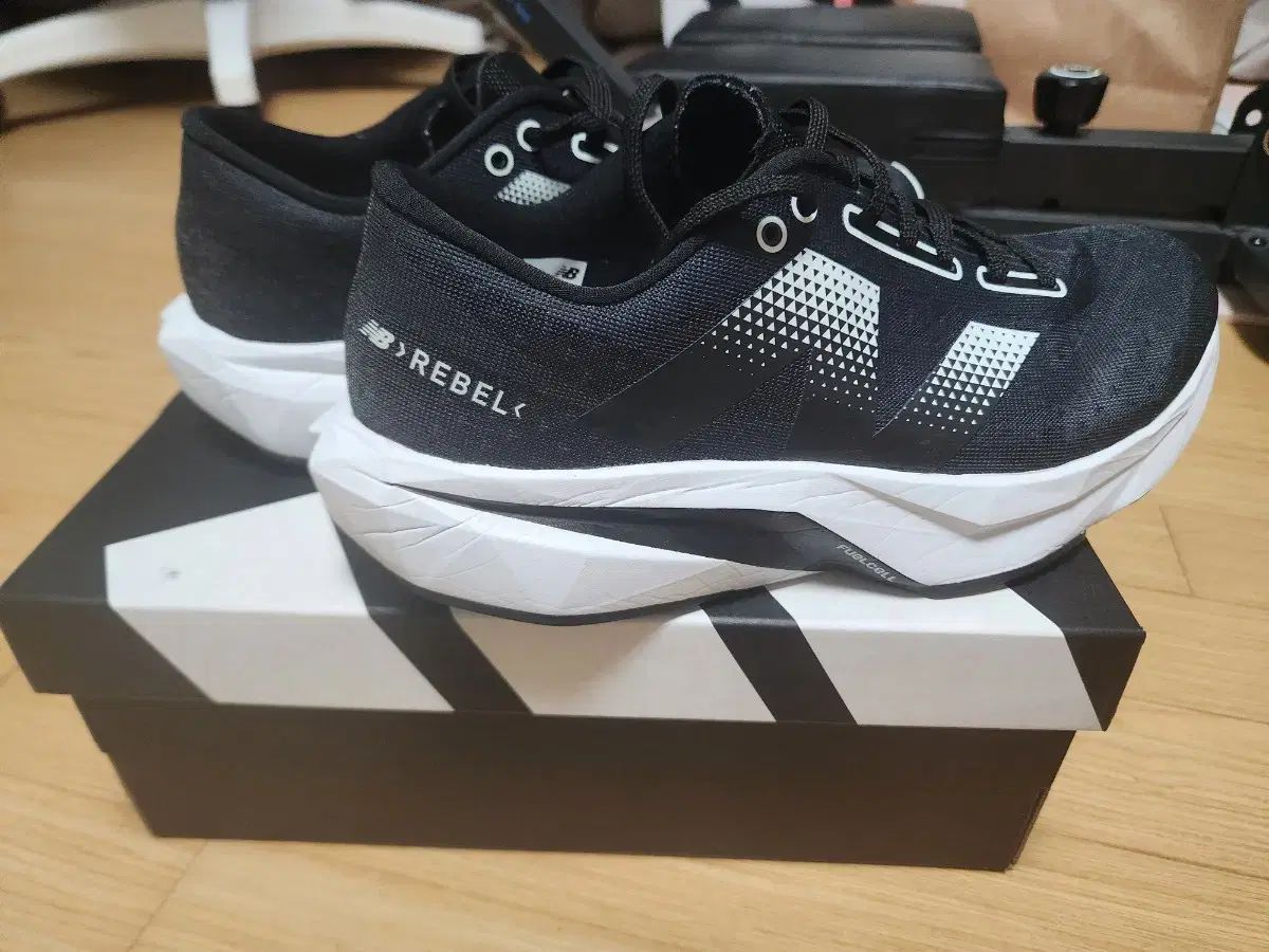 ニューバランス レベルv4 シューズ」の人気商品一覧 | 安い商品を通販