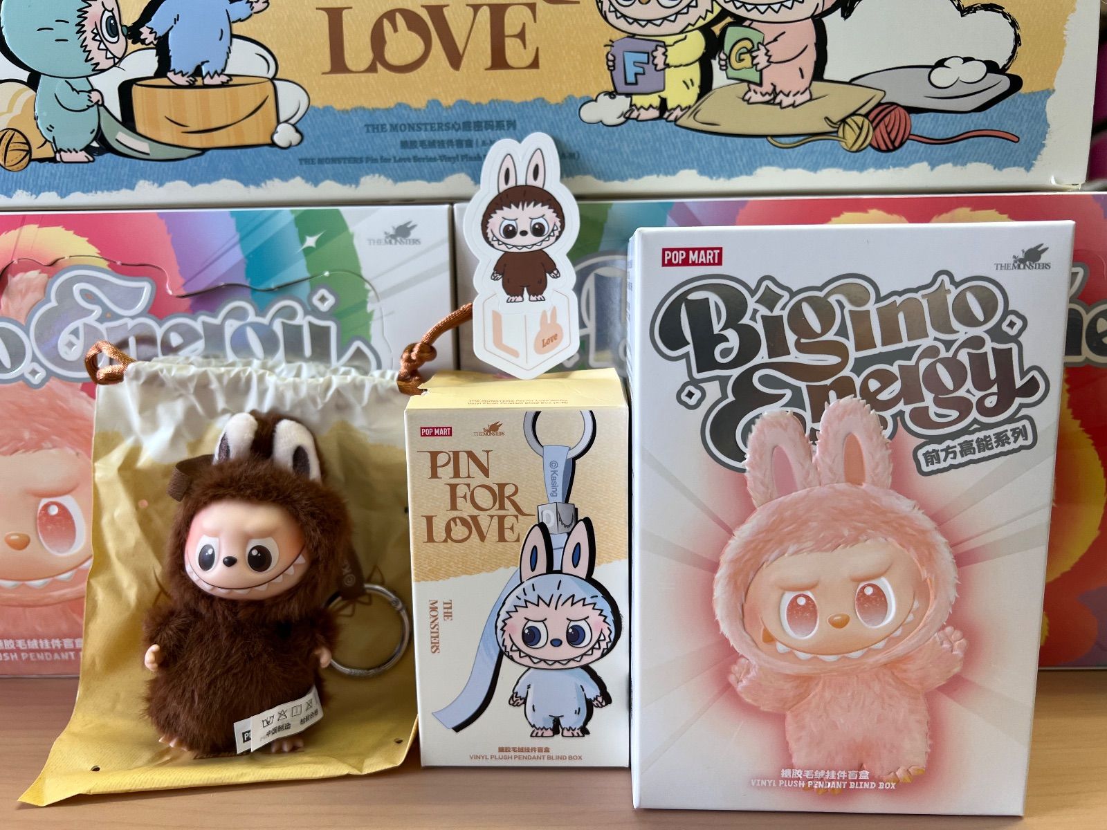 ⭐️【正規品・新品未使用】イニシャル［L］ POP MART ラブブ LABUBU