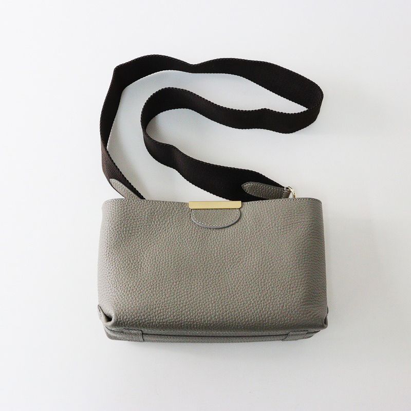 【極美品✨】A.D.M.J ビー 付属品 ショルダーバッグ レザー シルバー系 極美品✨】A.D.M.J ビー 付属品 ショルダーバッグ レザー