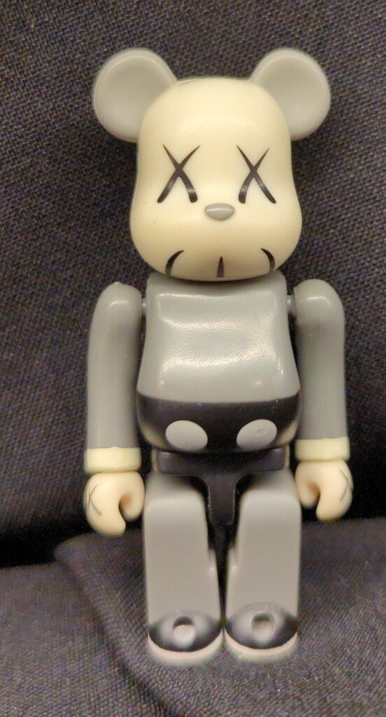 MEDICOMTOY BE@RBRICK ARTIST KAWS 100% シリーズ4 - メルカリ