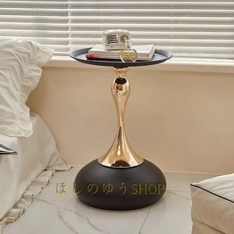 ??サイドテーブル