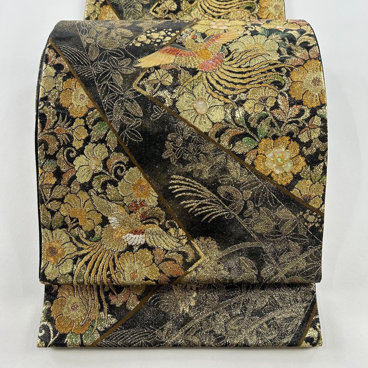 袋帯 美品 秀品 草花 鳥 螺鈿 箔 黒 お太鼓柄 正絹 【中古