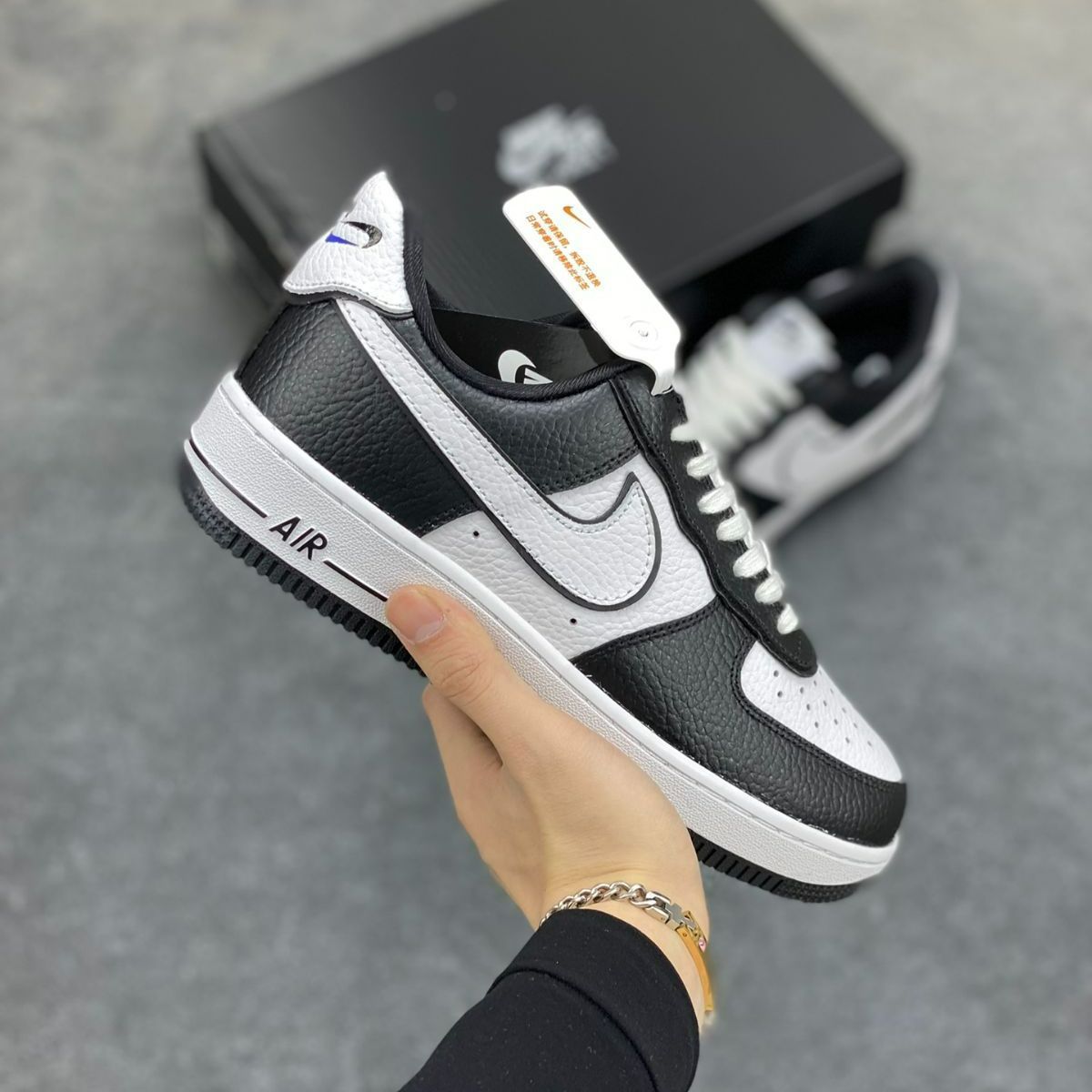 ❗️激安価格❗Nike Air Force 1 Low '07 LV8 Panda Men's DX3115-100