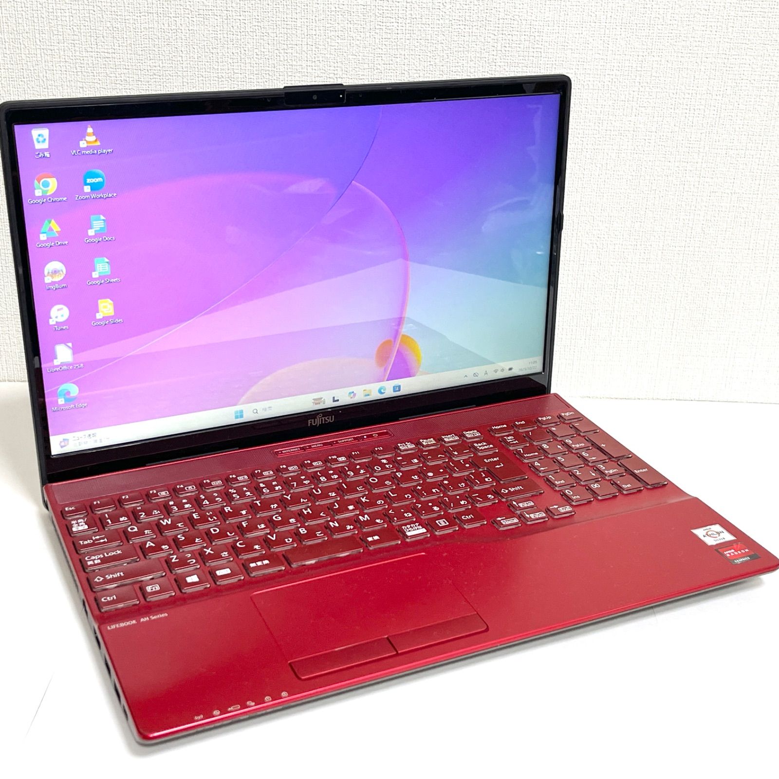 Windows10終了対策モデル FMV LIFEBOOK FMVA40F1RJ レッド 正規対応Windows11 メモリ8GB SSD256GB Athlon Silver 3050U 高性能 デザインモデル