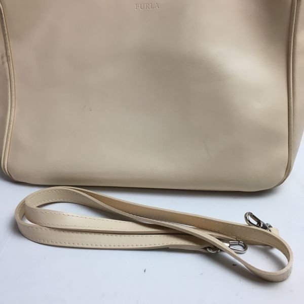 2way！フルラ FURLA レザー ショルダーバッグ ハンドバッグ ベージュ