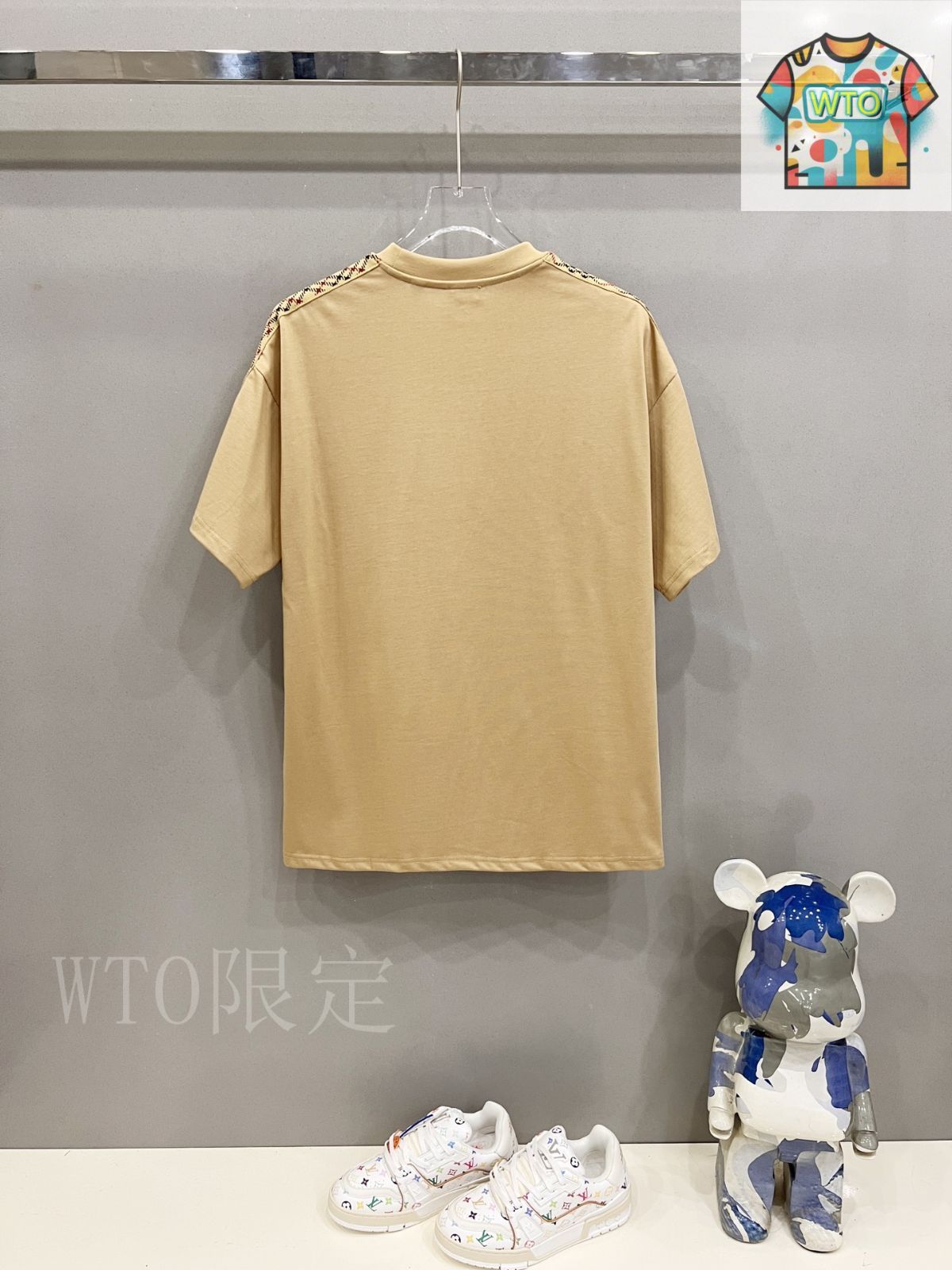 MONCLER クルーネックショートスリーブTシャ【関税込】 今日特価】MONCLER クルーネックショートスリーブ T 恤 - メルカリ