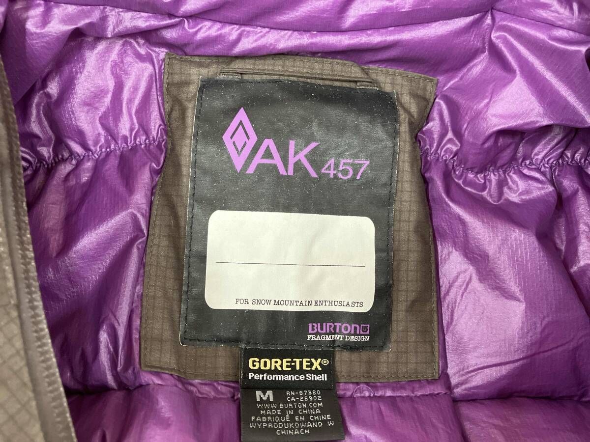  BURTON AK 457 バートン ウィンターウェア レディーススノボウェア ダウン サイズ M ウェア(男性用) スノーボード