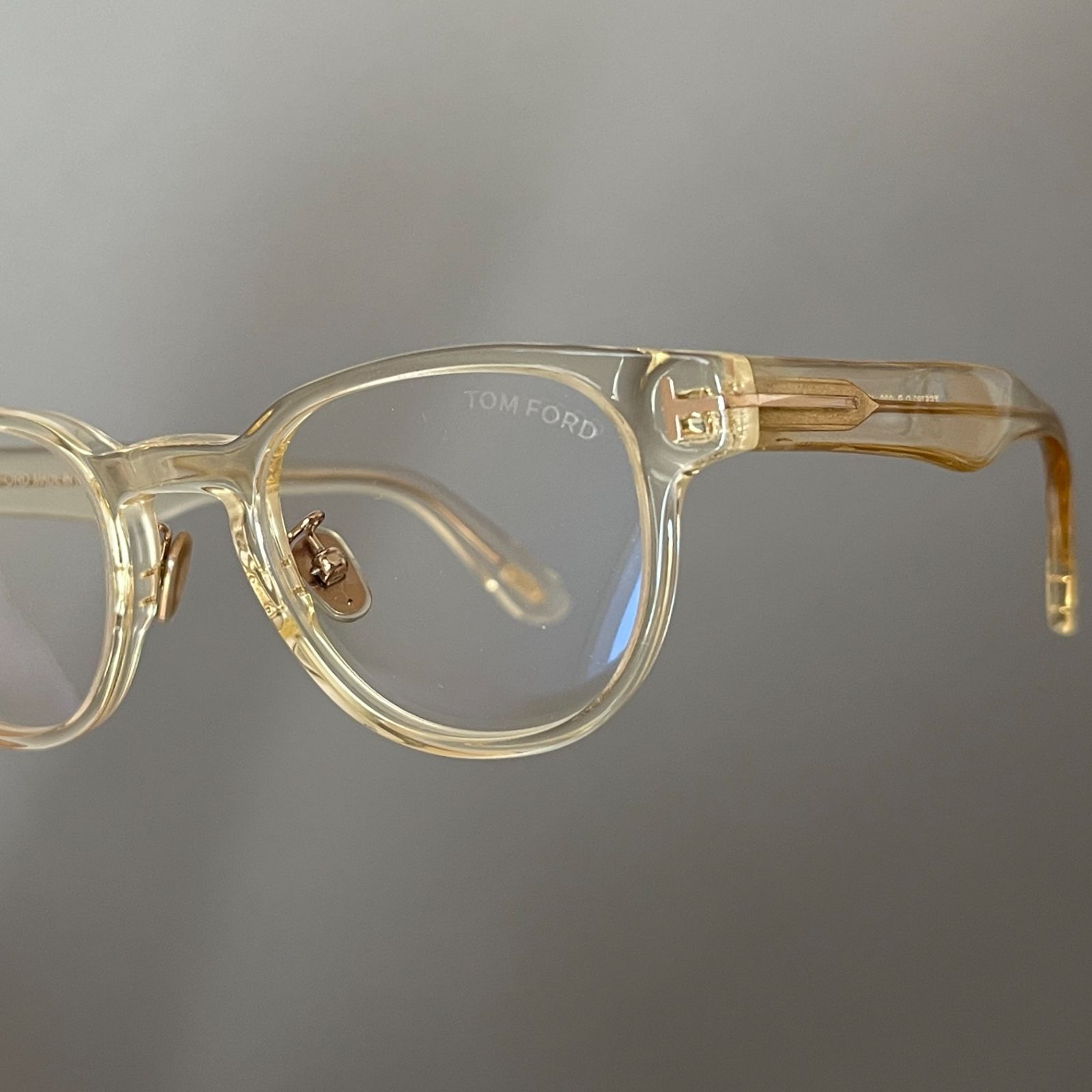 メガネ トムフォード ウェリントン クリア ゴールド アジアンフィット チタン メガネ トムフォード TOM FORD ウェリントン クリア ゴールド 新品