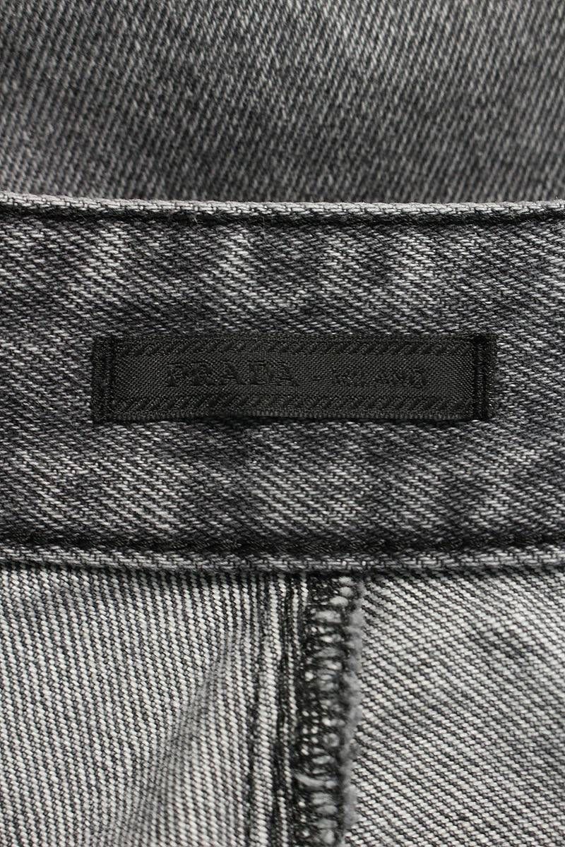 プラダ 23AW GEP362 三角ロゴプレートリラックスフィットデニムパンツ
