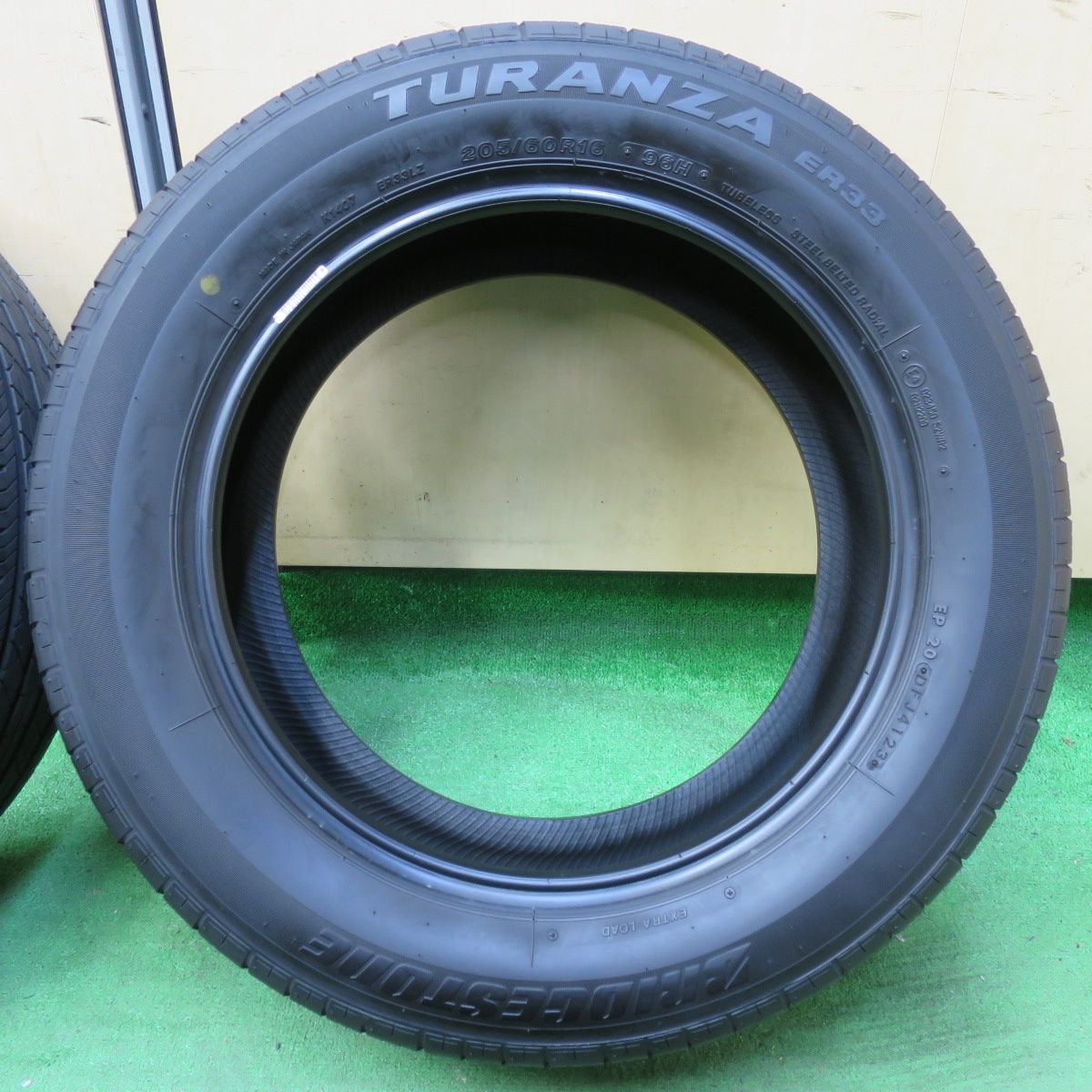 新車外し】2024年製 ブリヂストン トランザ 205/55R17 95XL