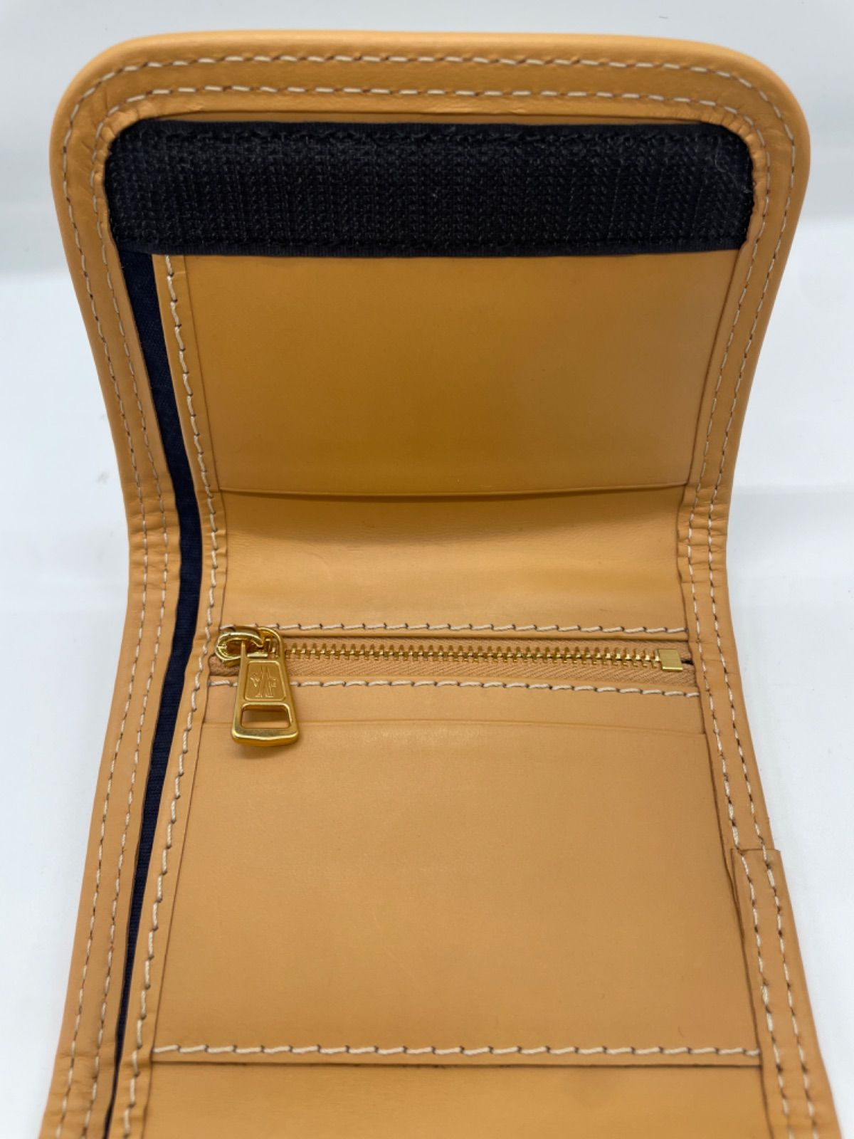 MONCLER JW ANDERSON ショルダーウォレット　ネイビー 財布 MONCLER JW ANDERSON ショルダーウォレット ネイビー 財布