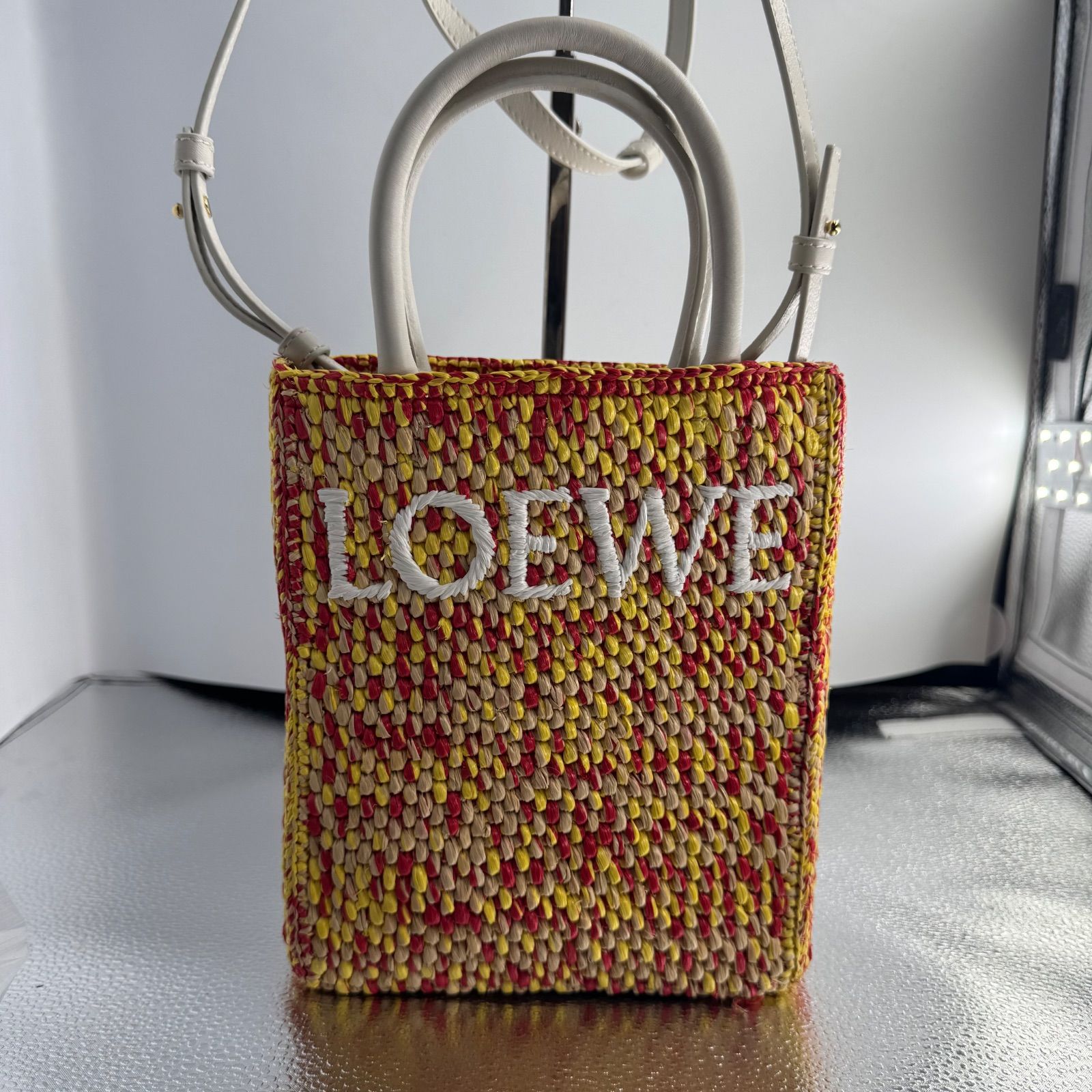LOEWE(ロエベ) ラフィア ハンドバッグ LOEWE ロエベ バスケットバッグ ハンドバッグ かごバッグ