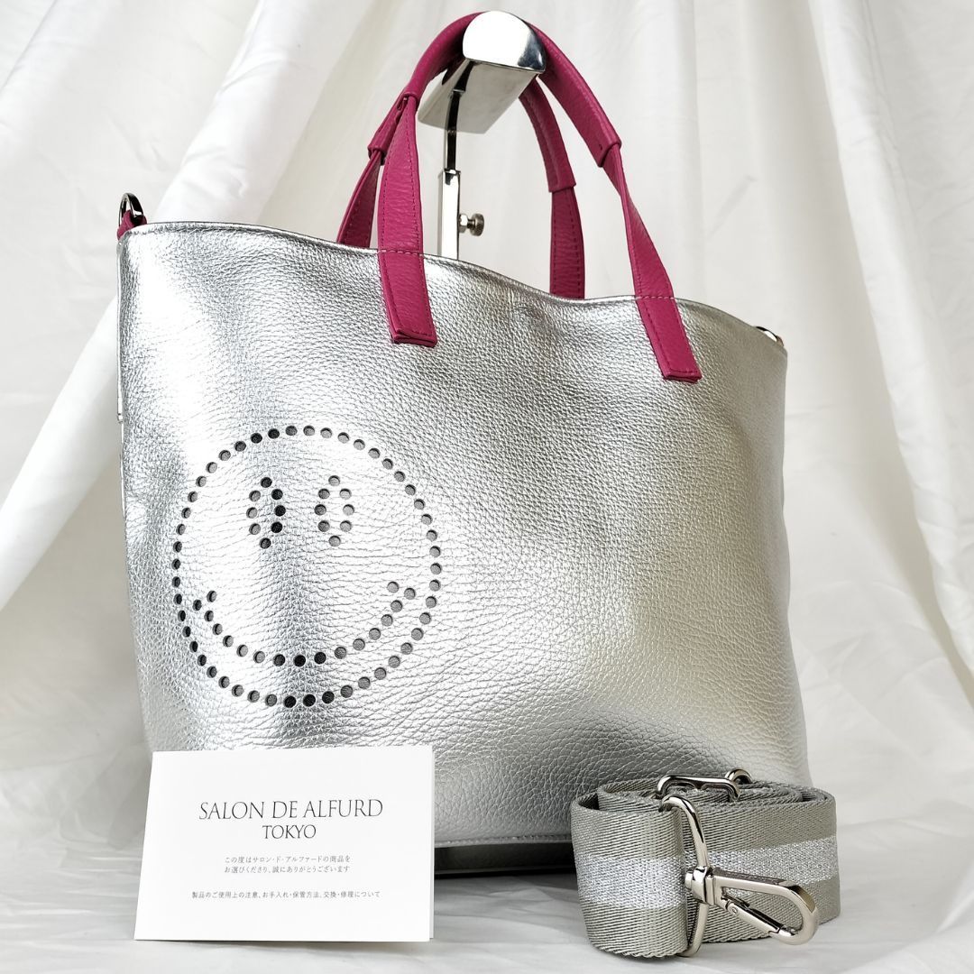 サロンドアルファード　にこちゃん　ショルダー　ハンドバッグ サロンドアルファード にこちゃん ショルダー ハンドバッグ