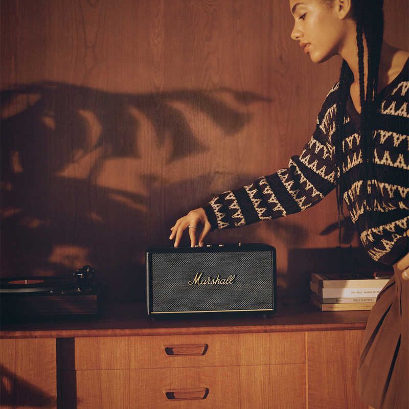 ブルートゥーススピーカー ブラック