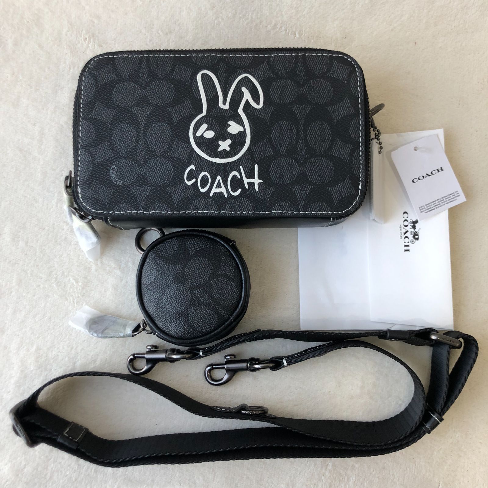 ストア coach うさぎ バッグ