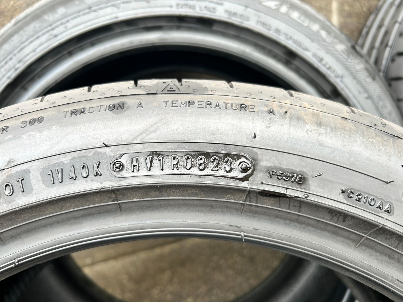 エコな ファルケン Falken AZENIS FK520 215|45ZR17 91Y 4本セット ♥