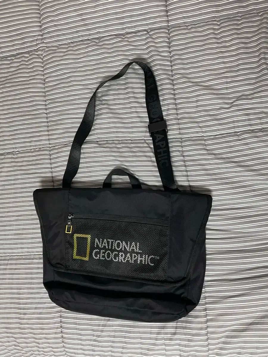 NATIONAL GEOGRAPHIC★ウィティメッセンジャーバック NATIONAL GEOGRAPHIC(ナショナルジオグラフィック