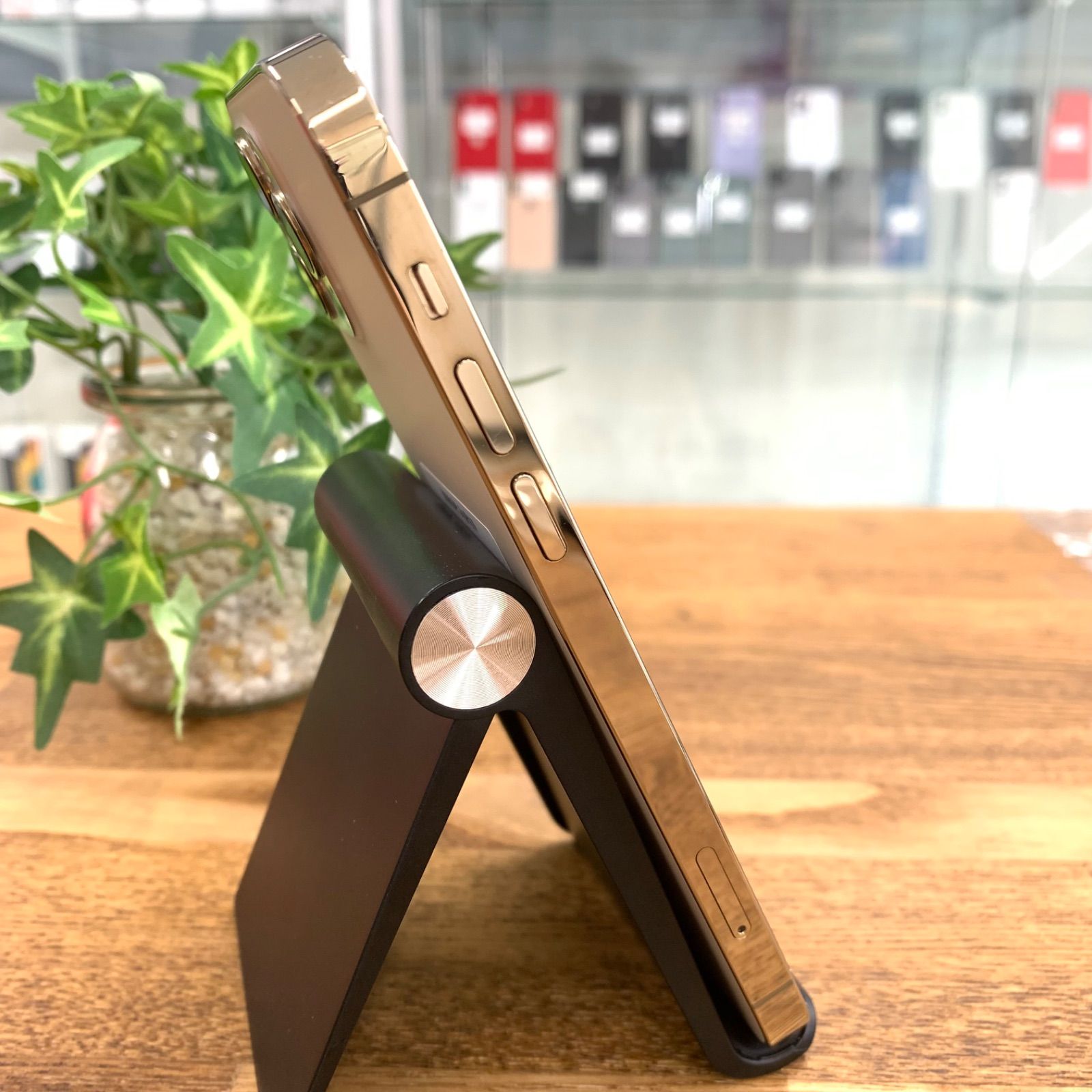 iPhone 12 Pro 美しい! - メルカリ iPhone 12 Pro 美しい! - メルカリ